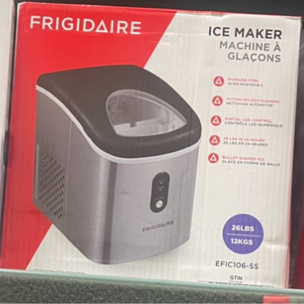 Frigidaire Ice maker BRAND NEW 26 gallon.